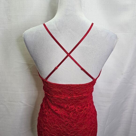 Windsor Red Lace Bodycon Dress Size Medium - Picture 6 of 8